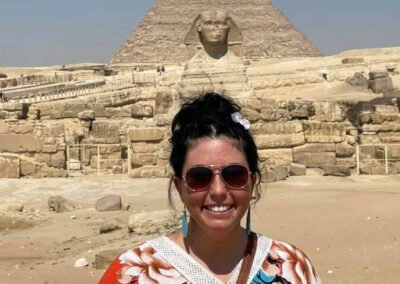 A tourist in front of Sphinx